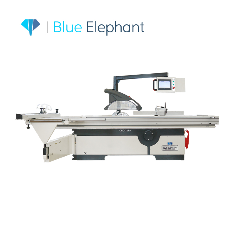 High Efficiency CNC-32TA Sliding Table Saw for Woodworking in Russia RU